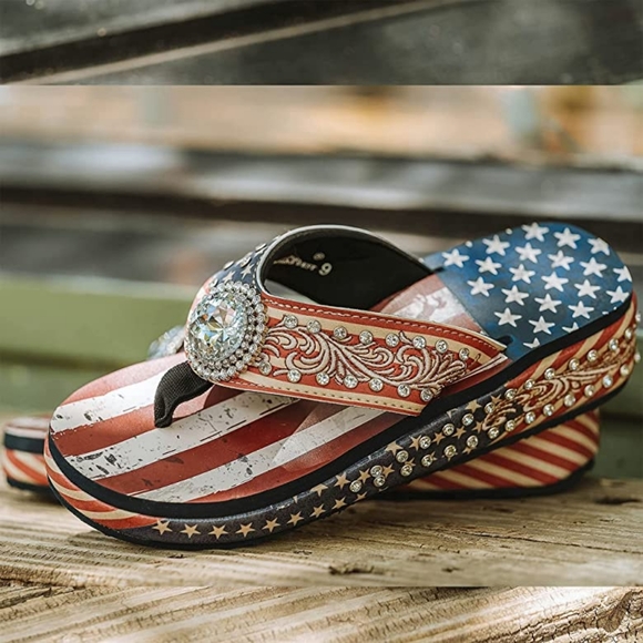 NIB Montana West American Pride Flip Flops - Picture 2 of 9